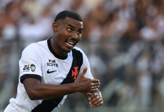 Vasco da Gama Linksverteidiger Cuiabano in einem Spiel