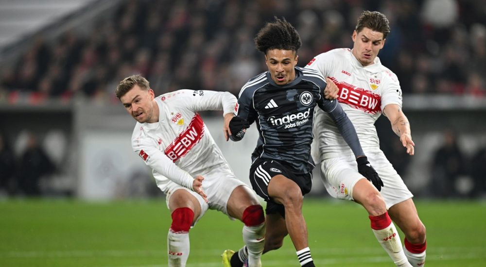Jean-Mattéo Bahoya VfB v Eintracht