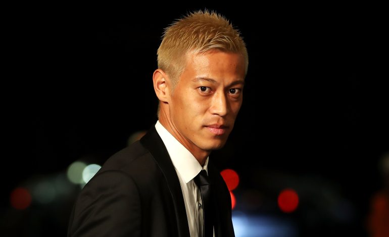 Keisuke Honda im Anzug