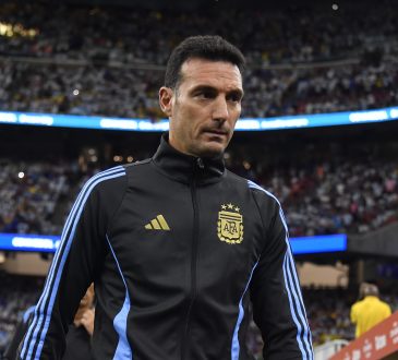 Lionel Scaloni für Argentinien an der Seitenlinie