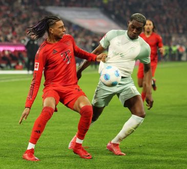 Derrick Köhn Eintracht v Bayern