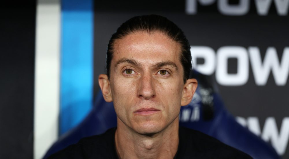 Filipe Luis auf der Trainerbank