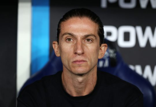 Filipe Luis auf der Trainerbank