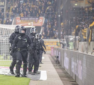 Polizei, Dynamo Dresden vs Hertha BSC