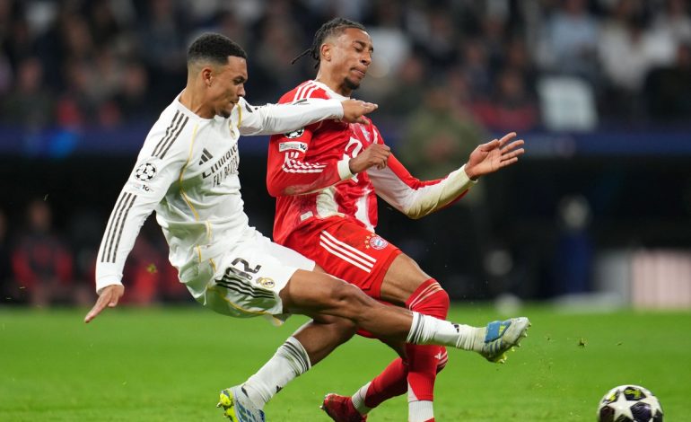 Trent Alexander-Arnold / Michael Olise