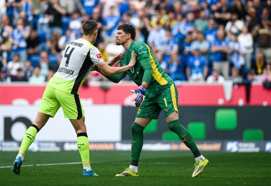 Gregor Kobel - Borussia Dortmund v Hoffenheim