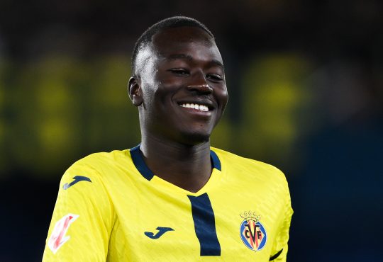 Pape Gueye im Trikot von Villarreal