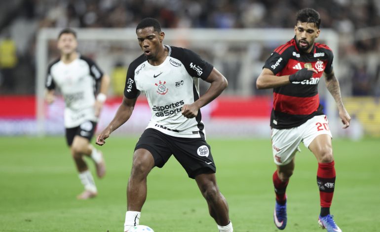 Andre im Trikot für Corinthians gegen Flamengo