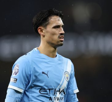 Tijjani Reijnders im Trikot von Manchester City